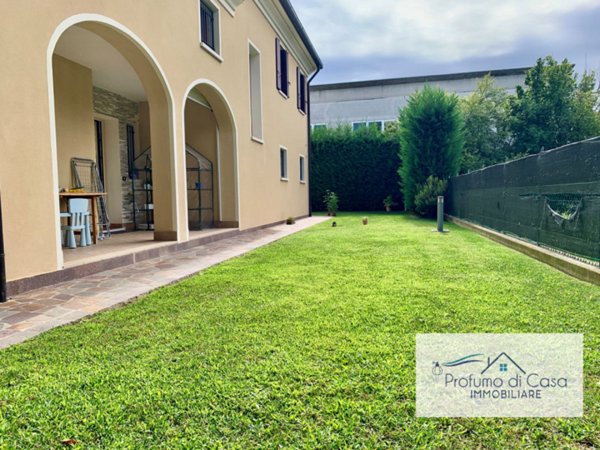 casa indipendente in vendita a Vigonza in zona Peraga