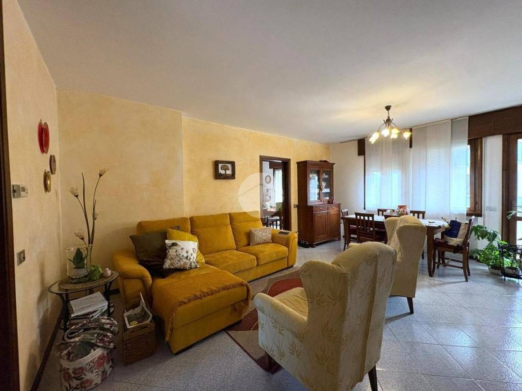 appartamento in vendita a Vigonza in zona Pionca