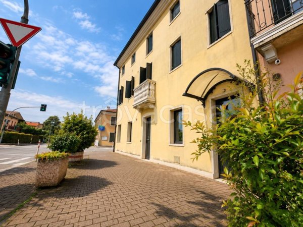 negozio in vendita a Vigonza in zona Pionca