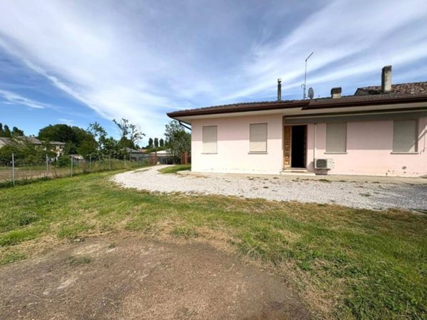 casa indipendente in vendita a Vigonza in zona Peraga