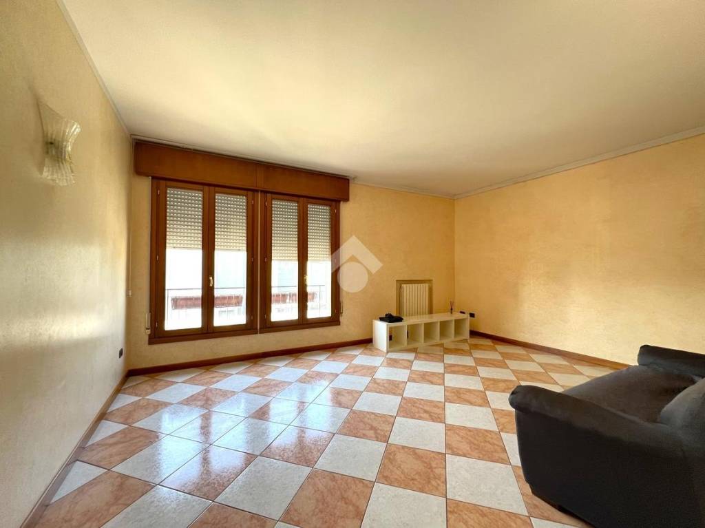 appartamento in vendita a Vigonza in zona Perarolo