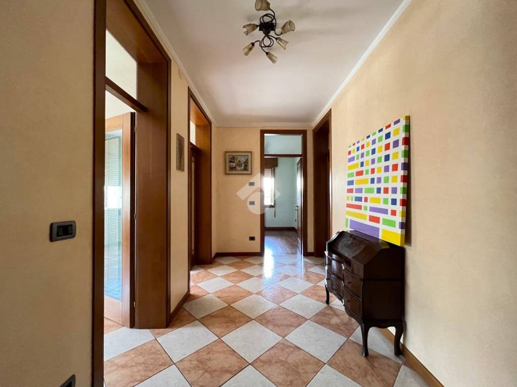 appartamento in vendita a Vigonza in zona Perarolo