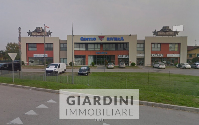 negozio in vendita a Vigonza in zona Perarolo