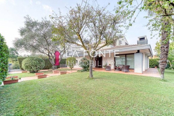 casa indipendente in vendita a Vigonza in zona Peraga