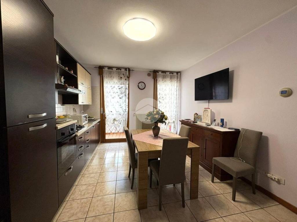 appartamento in vendita a Vigonza in zona Perarolo