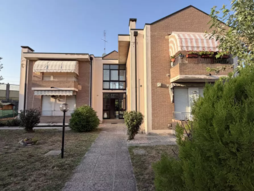 appartamento in vendita a Vigonza in zona Perarolo