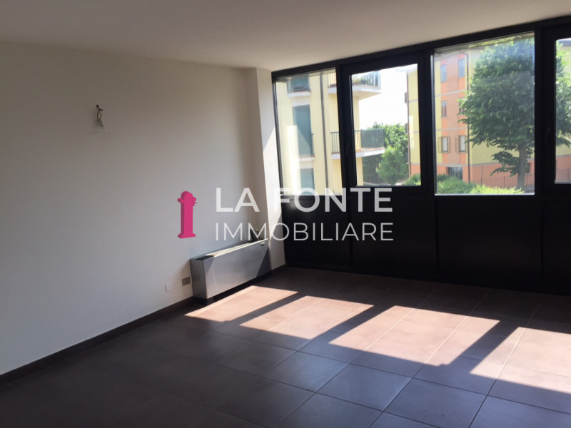 ufficio in vendita a Vigonza in zona Perarolo