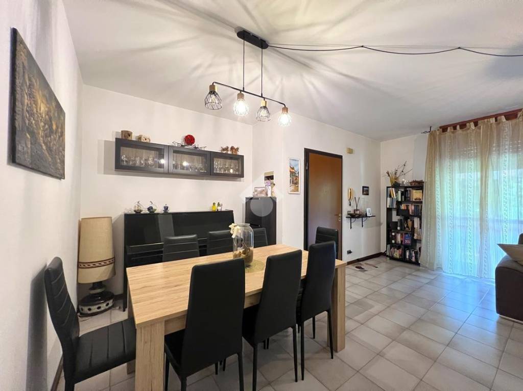 appartamento in vendita a Vigonza in zona Perarolo