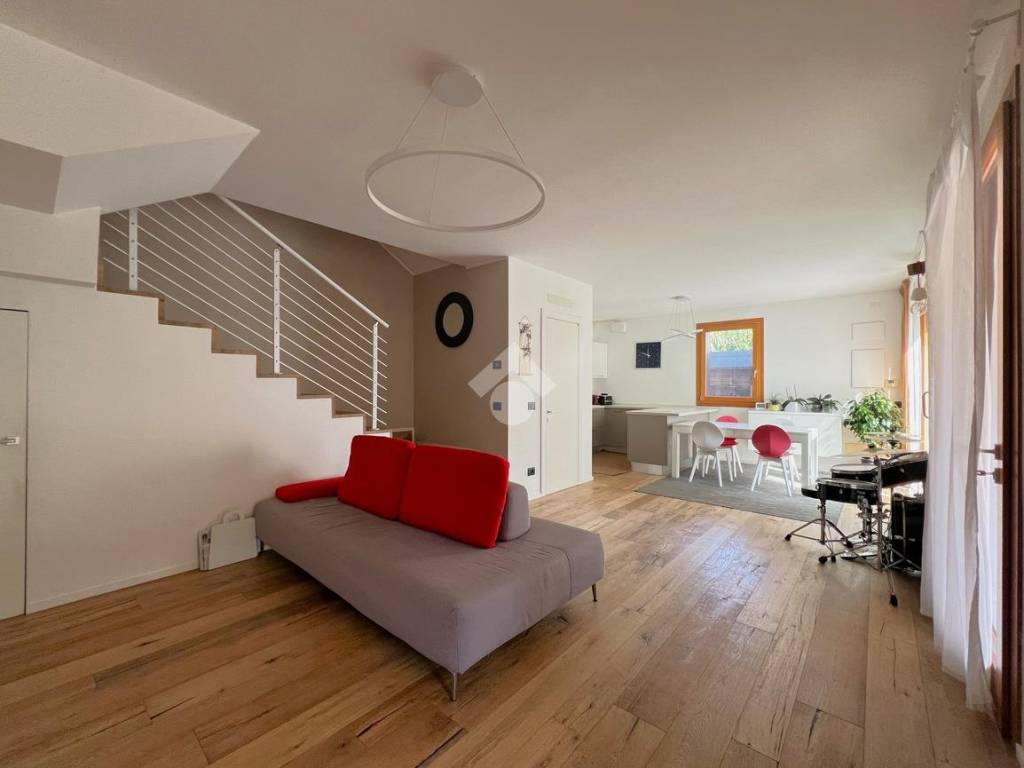 casa indipendente in vendita a Vigonza in zona Peraga