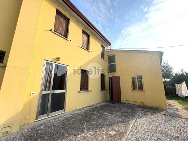 casa indipendente in vendita a Vigonza in zona Peraga