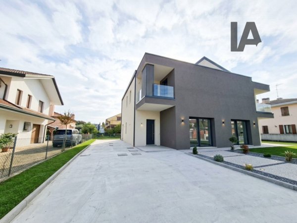 casa indipendente in vendita a Vigonza in zona Perarolo