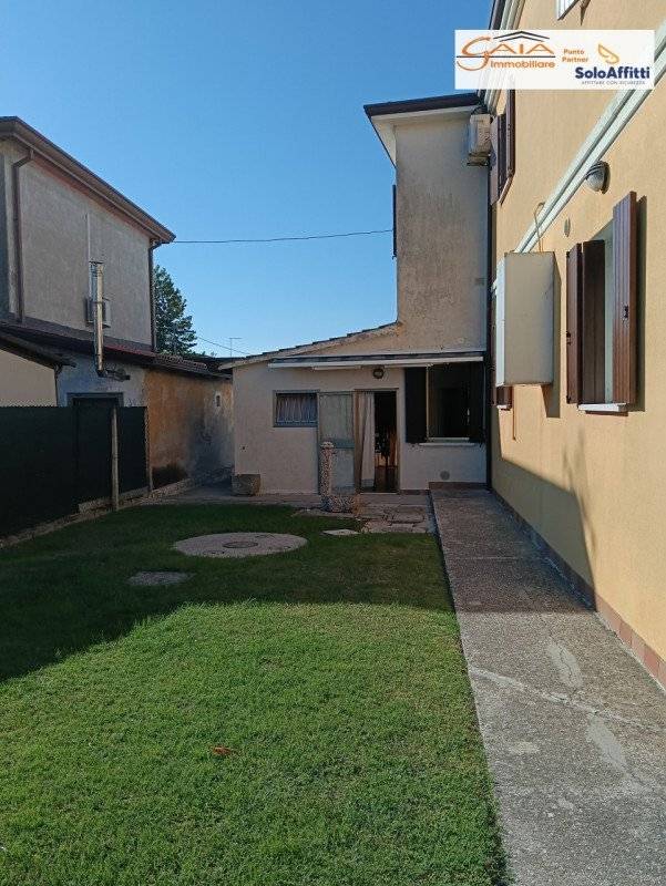 casa indipendente in vendita a Vigonza in zona Perarolo