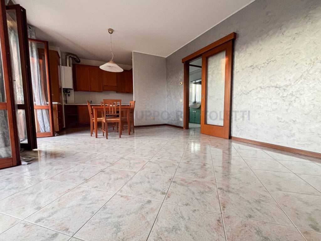 appartamento in vendita a Vigonza in zona Perarolo