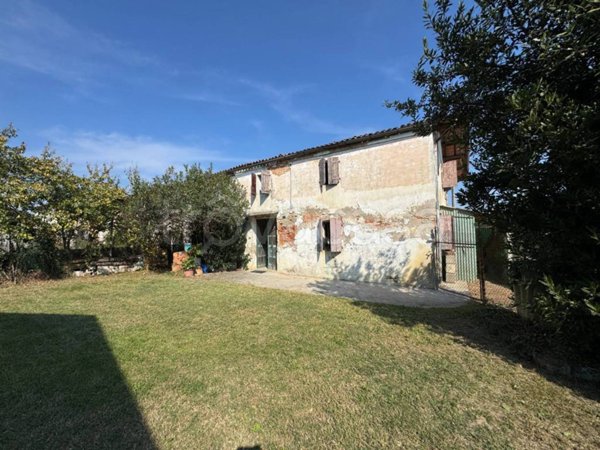 casa indipendente in vendita a Vigonza in zona Pionca