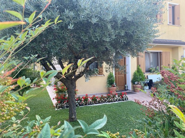 casa indipendente in vendita a Villa del Conte