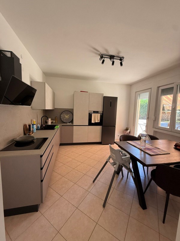 casa indipendente in vendita a Villa del Conte