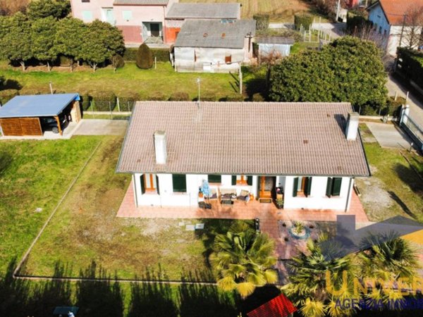 casa indipendente in vendita a Villa del Conte