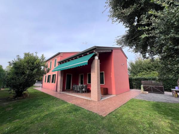 casa indipendente in vendita a Villa Estense
