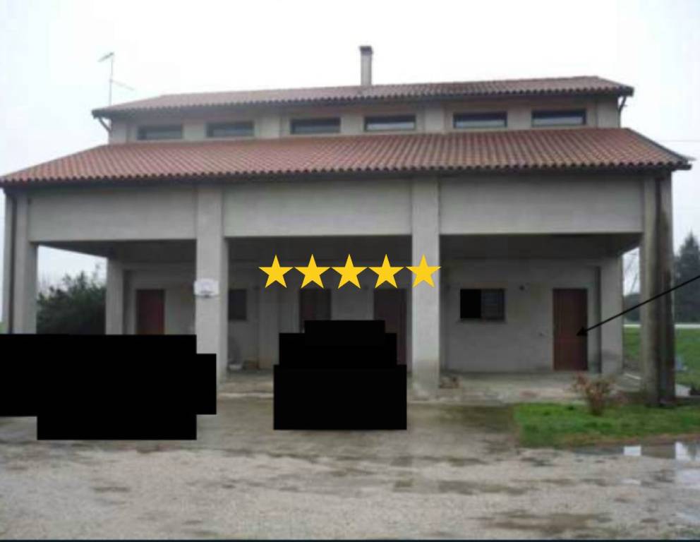 casa indipendente in vendita a Villa Estense