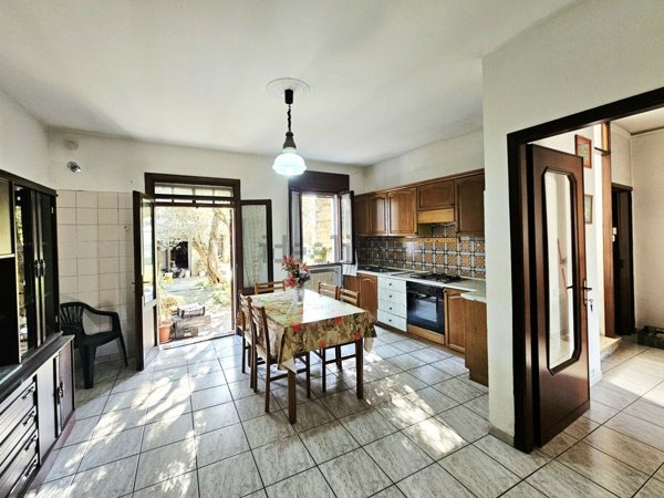 casa indipendente in vendita a Villa Estense