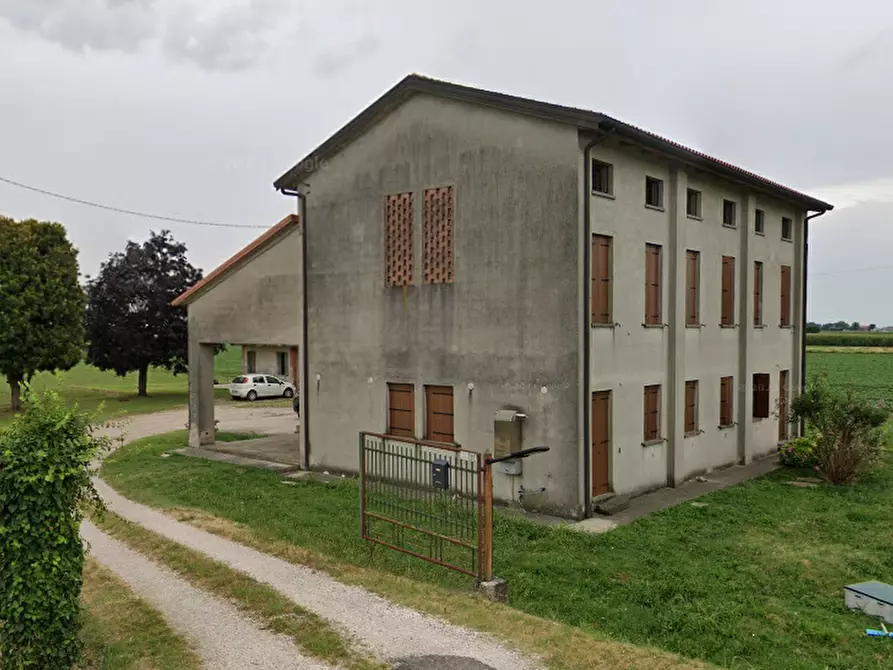 casa indipendente in vendita a Villa Estense
