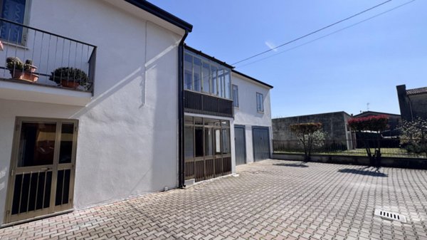casa indipendente in vendita a Villa Estense