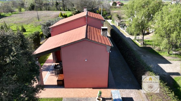 casa indipendente in vendita a Villa Estense