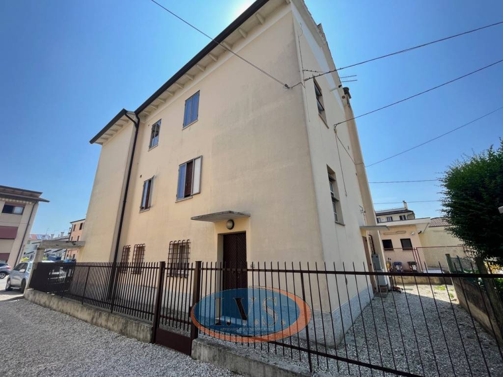 appartamento in vendita a Villafranca Padovana in zona Taggì di Sopra