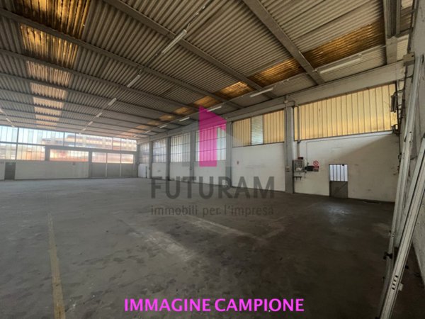 locale commerciale in vendita a Villafranca Padovana