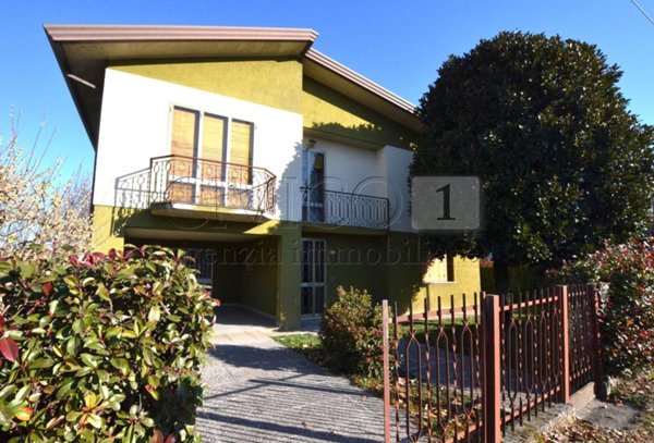 casa indipendente in vendita a Villafranca Padovana in zona Ronchi di Campanile