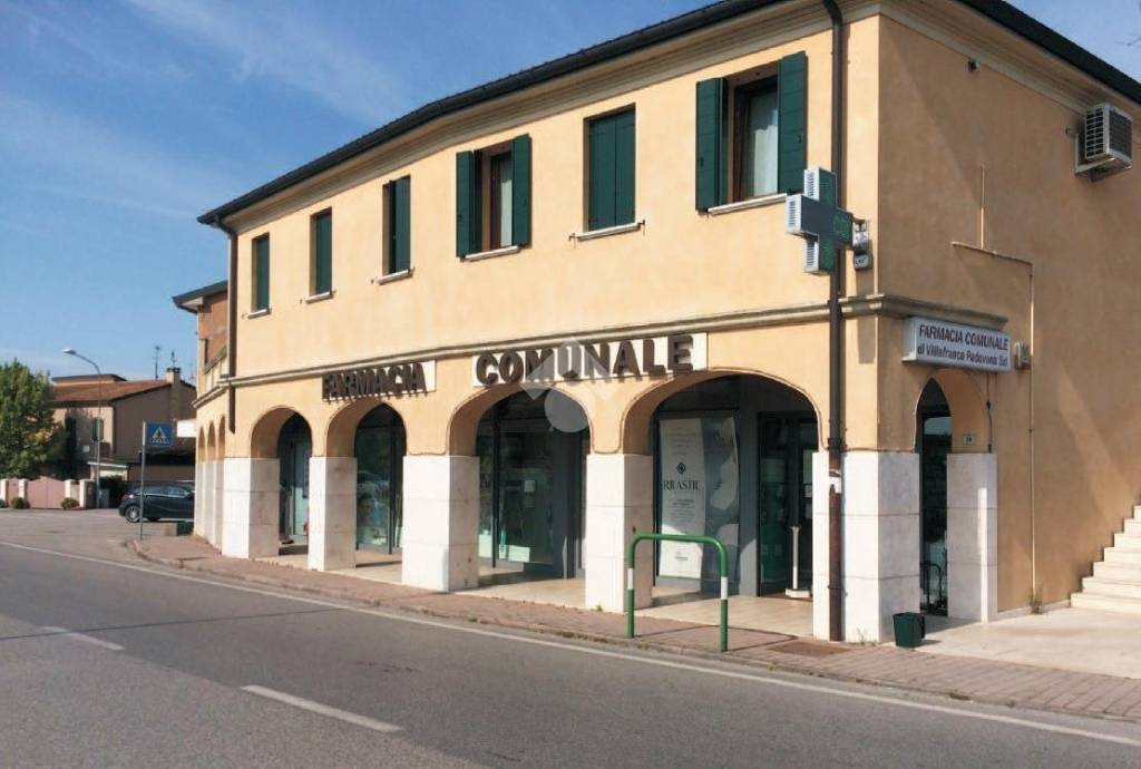 negozio in vendita a Villafranca Padovana in zona Taggì di Sotto