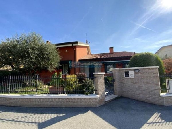 casa indipendente in vendita a Villafranca Padovana