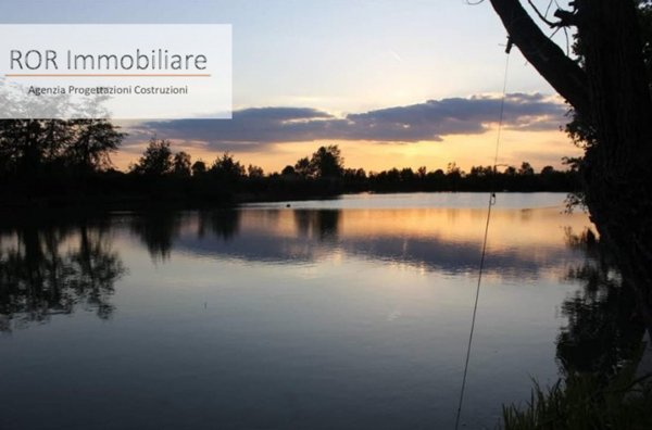 negozio in vendita a Villafranca Padovana in zona Taggì di Sotto