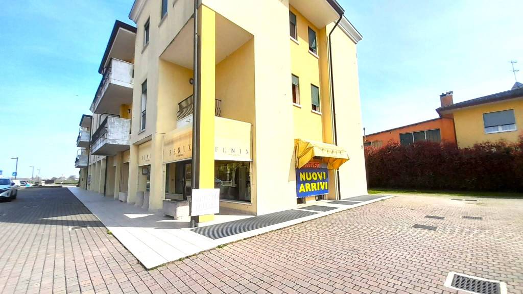 negozio in vendita a Villafranca Padovana