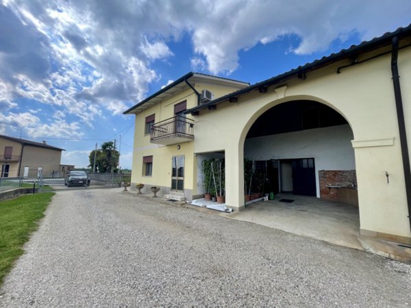 casa indipendente in vendita a Villafranca Padovana