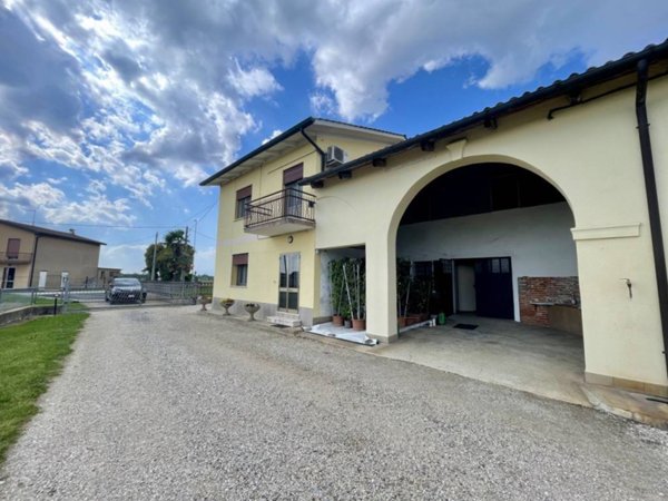 casa indipendente in vendita a Villafranca Padovana