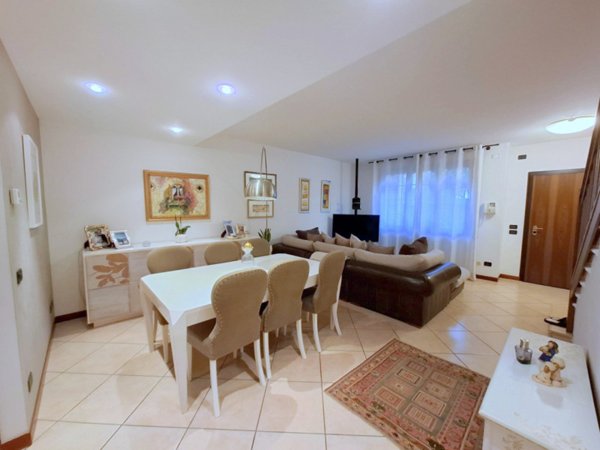 casa indipendente in vendita a Villafranca Padovana in zona Taggì di Sotto
