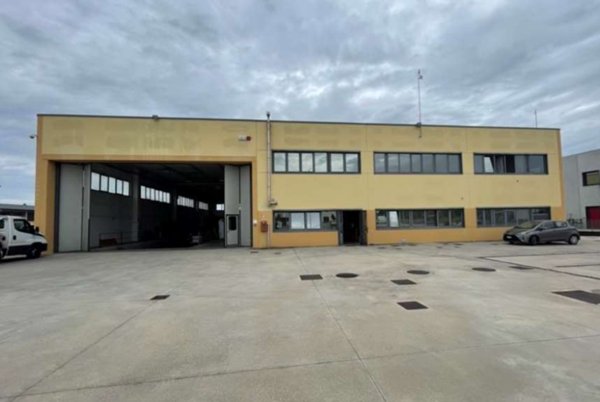 locale di sgombero in vendita a Villanova di Camposampiero