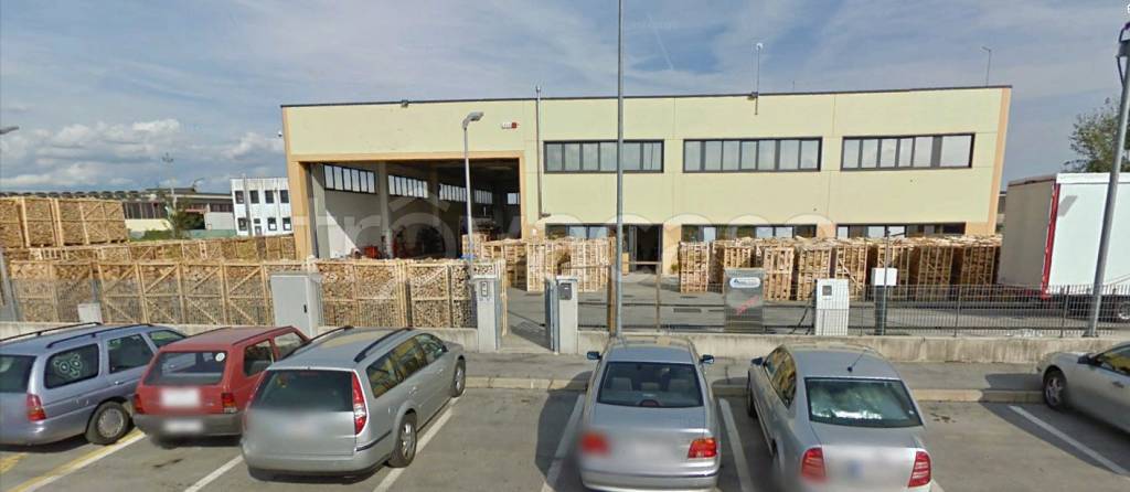 locale commerciale in vendita a Villanova di Camposampiero