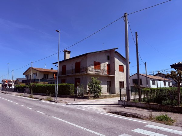 casa indipendente in vendita a Villanova di Camposampiero