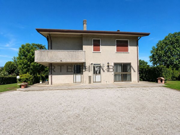 casa indipendente in vendita a Villanova di Camposampiero