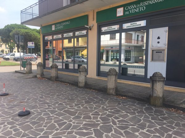 negozio in vendita a Vo'
