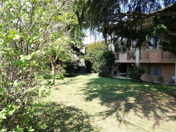 casa indipendente in vendita a Vo'