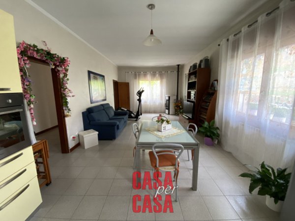 casa indipendente in vendita a Vo'