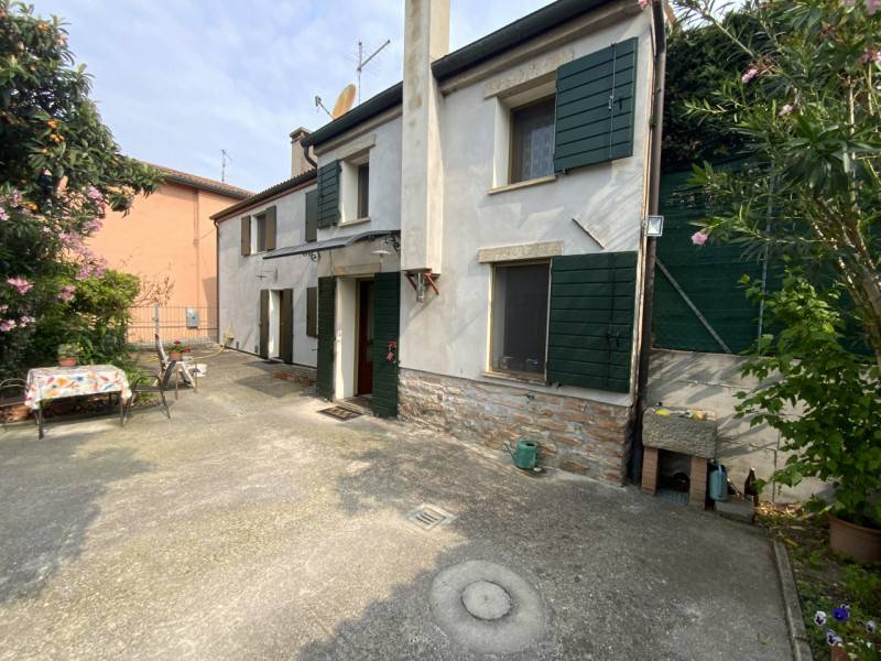 casale in vendita a Vo'