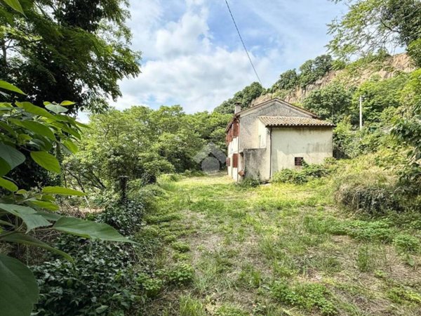 casa indipendente in vendita a Vo'