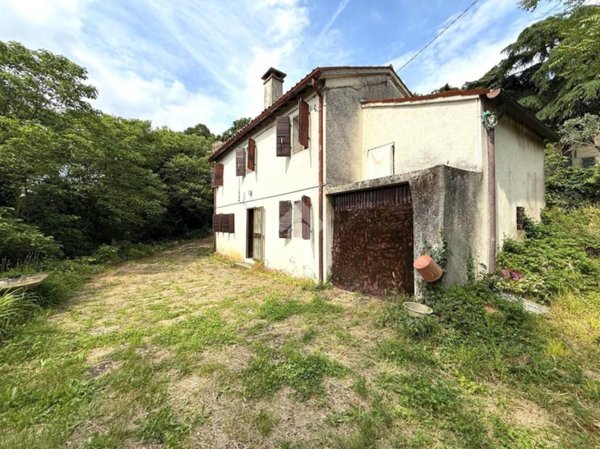 casa indipendente in vendita a Vo'