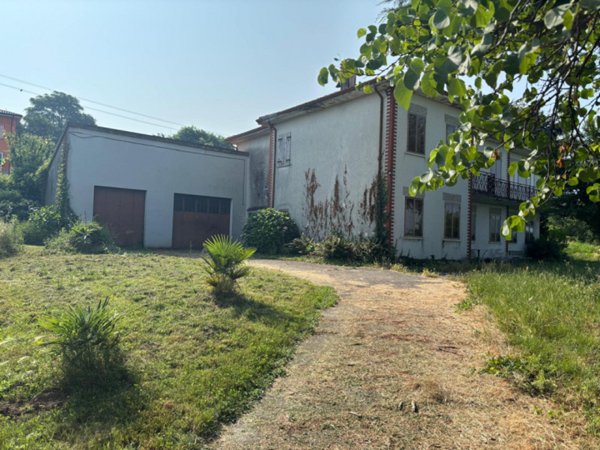 casa indipendente in vendita a Vo'