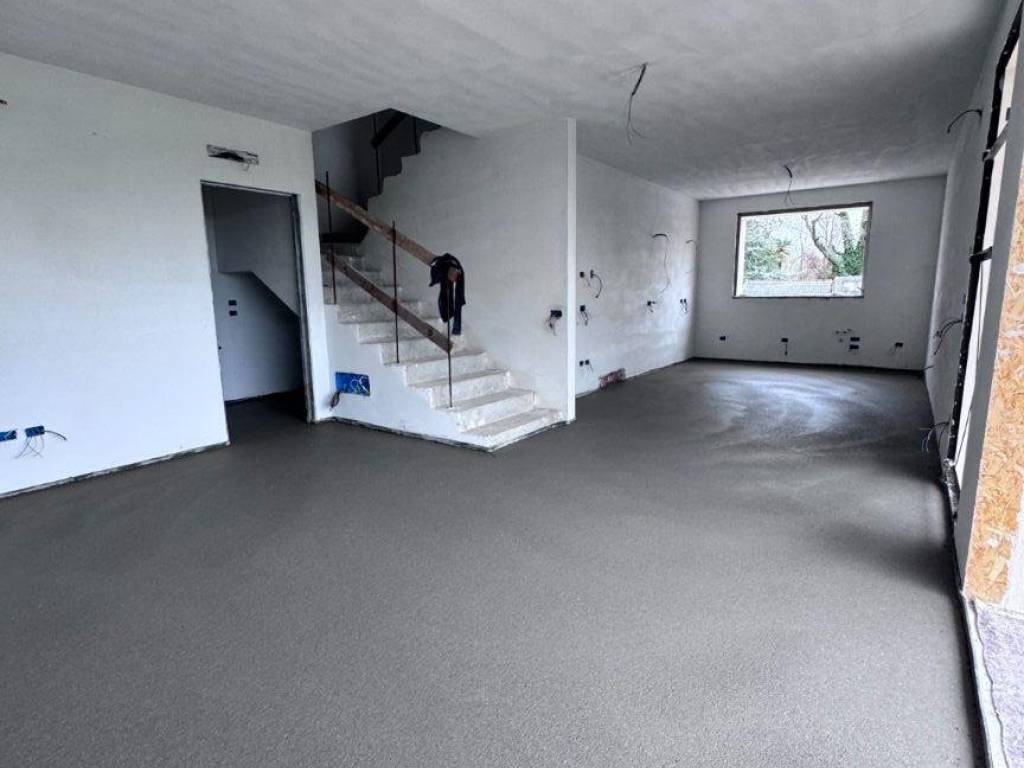 casa indipendente in vendita a Vo'