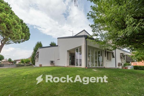 casa indipendente in vendita a Vo'